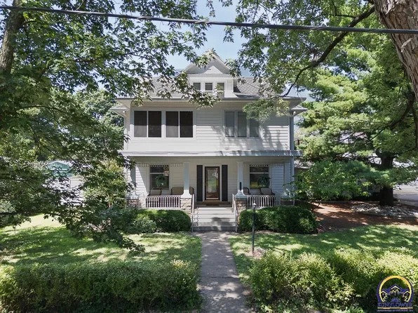 412 N Elm St, Perry, KS 66073