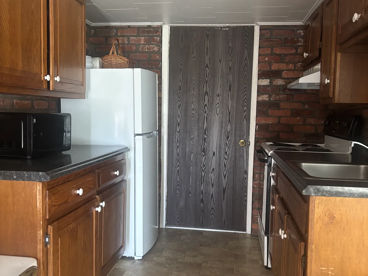1 bed, 400 sqft, $850 — Photo 4