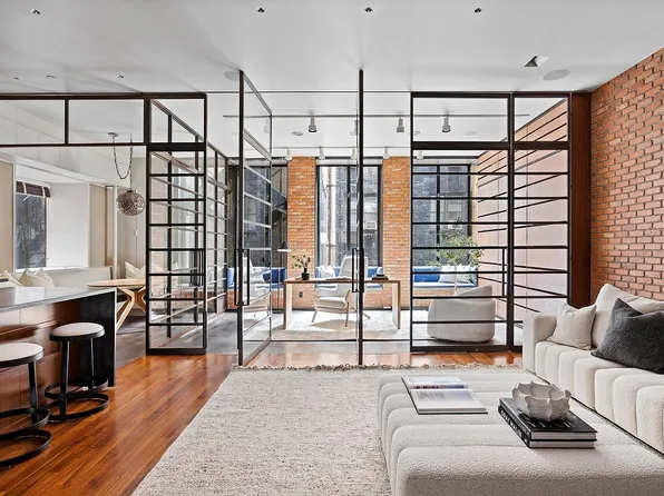 26 E 22nd St Unit 2/3, Manhattan, NY 10010