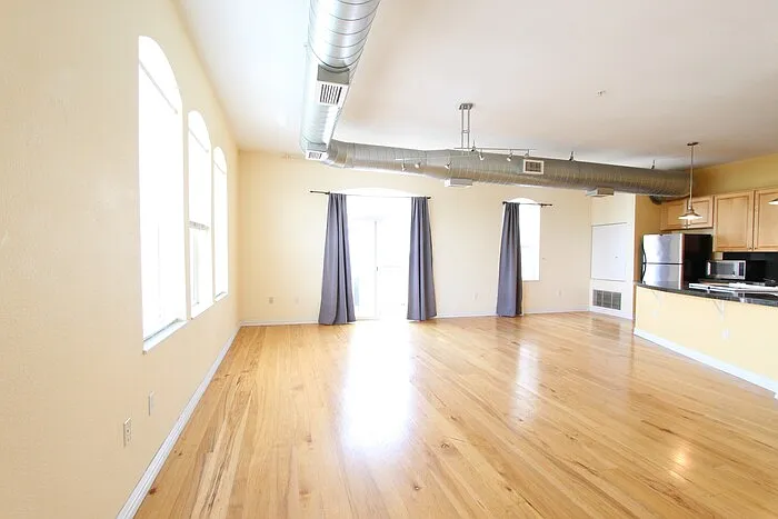 277 N Broadway #416 — Photo 9