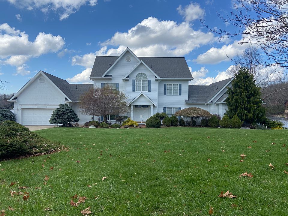 1st image of 190 Mann Ct