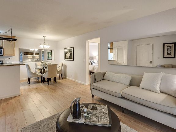 2nd image of 2680 Somerset Park Cir