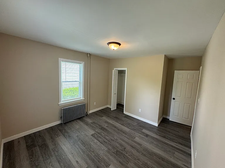 144 Parkside Ave — Photo 11