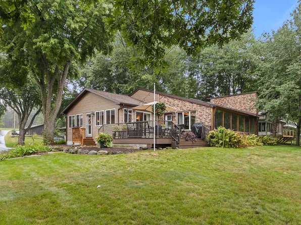 N4369 County Road V, Poynette, WI 53955