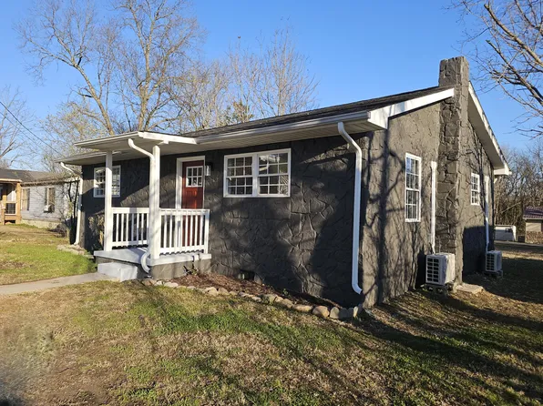 1317 S Cedar Ave, South Pittsburg, TN 37380