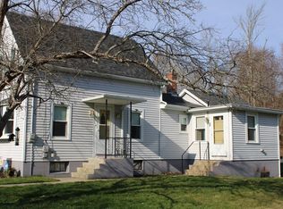 20 Railroad Ave, Webster, MA 01571