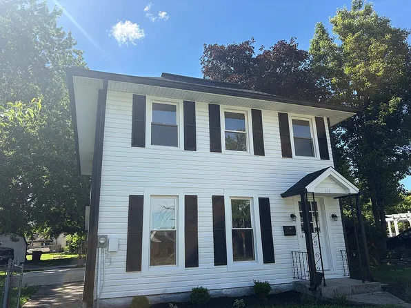 214 Columbus Ave, Lebanon, OH 45036