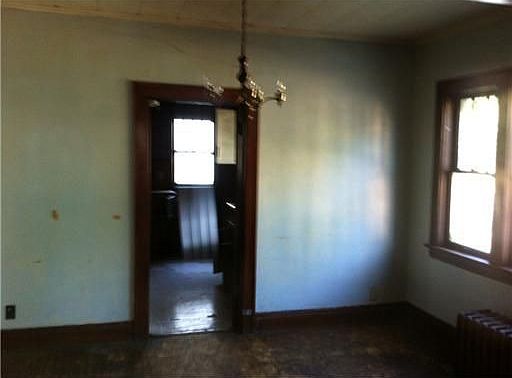 3rd image of 1001 Napier St