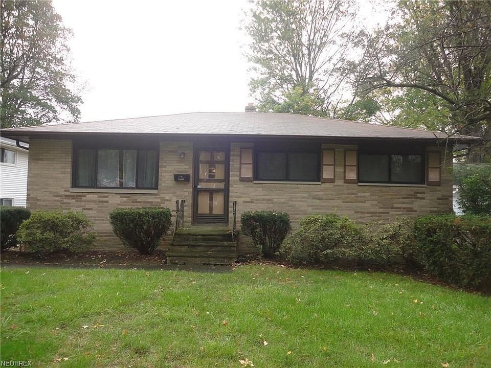 1st image of 23981 Vincent Dr