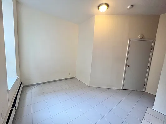 Rented by Pear NYC LLC | media 7