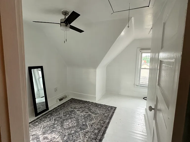 440 Center Ave — Photo 19
