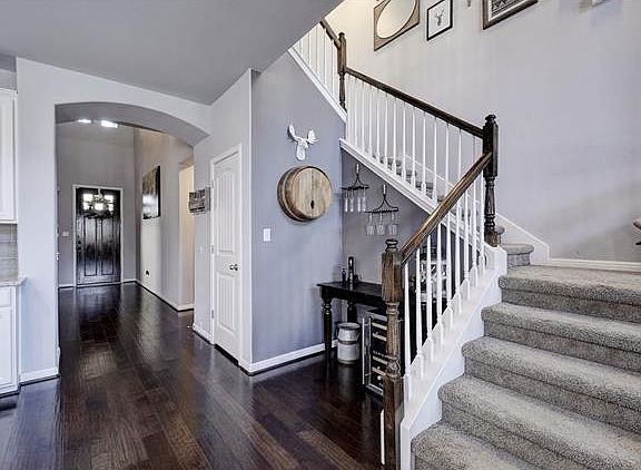 3rd image of 234 Brockston Dr