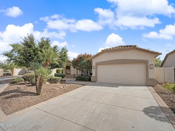 3211 E GLENEAGLE Drive, Chandler, AZ 85249