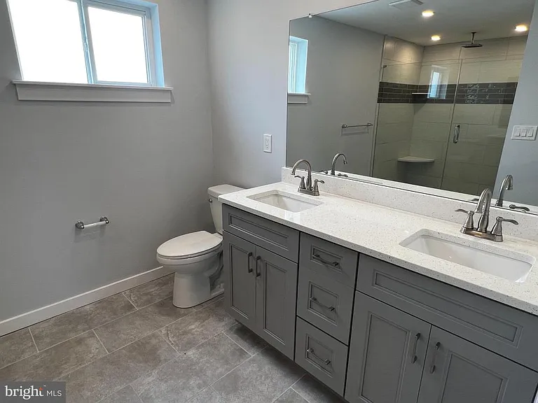 2543 Manton St #B — Photo 28