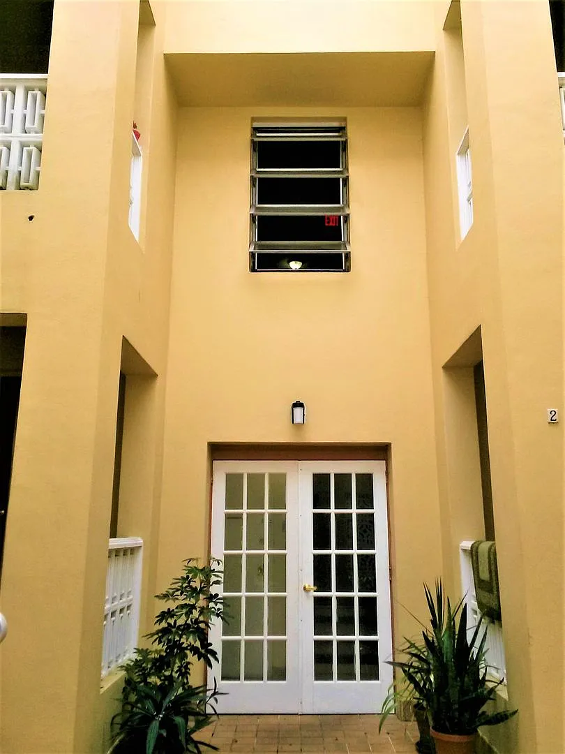 Building Photo - 1556 Polk St