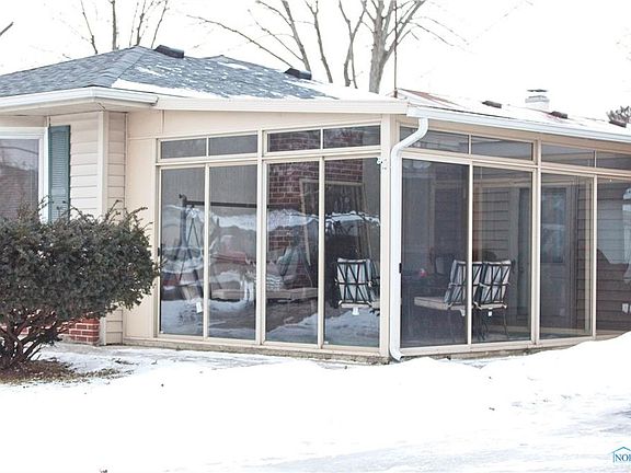 2nd image of 5102 Oakridge Dr