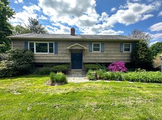 353 Moose Hill Rd, Monroe, CT 06468