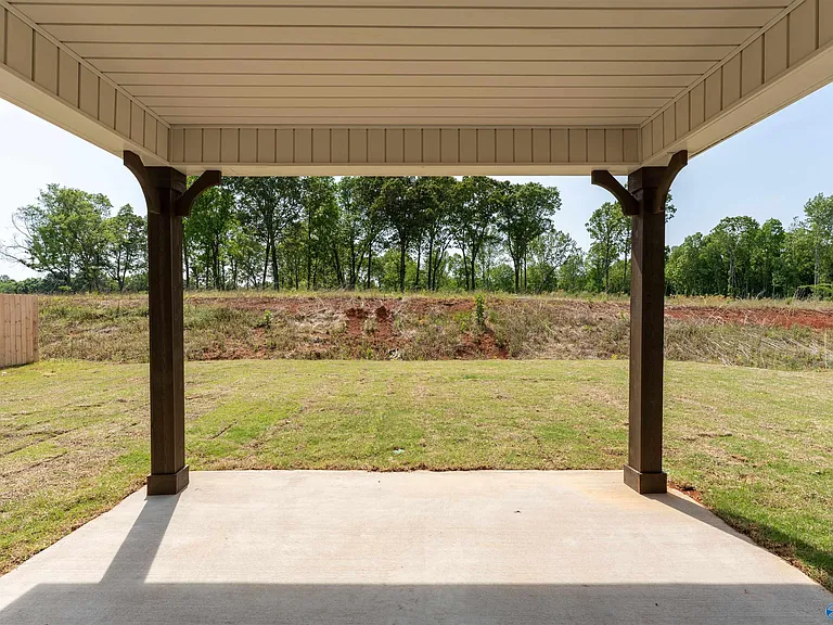 136 Ocean Springs Ave — Photo 25