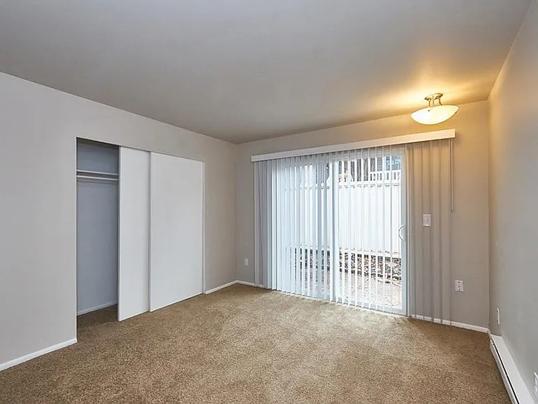The Azlee Apartments — Photo 5