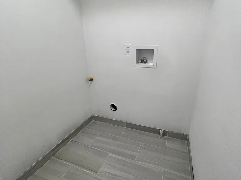 150 Sherman Ave #2 — Photo 4
