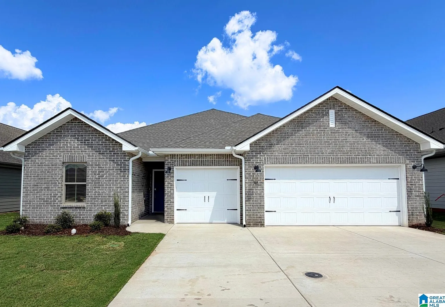 4 bed, 3.0 bath, 2173 sqft, $2,100 — Photo 2