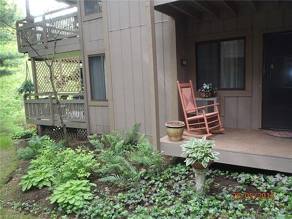 2nd image of 590 Meredith Ln