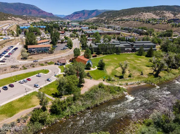 85 Chambers Ave APT 2, Eagle, CO 81631