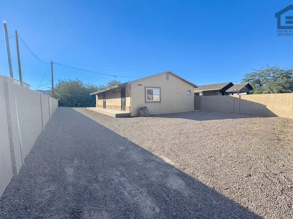 1023 E Old Southern Ave, Phoenix, AZ