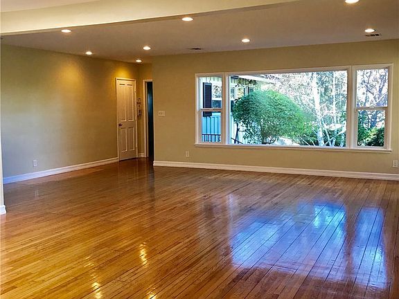 2nd image of 15506 Del Gado Dr