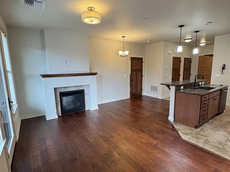 835 Wyoming St #205 — Photo 3