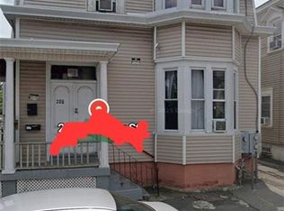 206 Hanover St, Providence, RI 02907