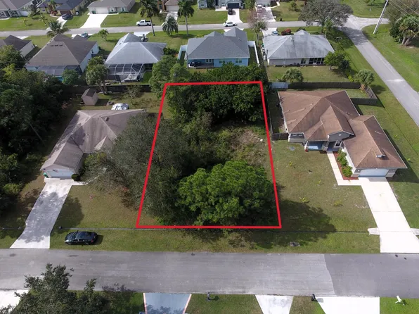 3910 SW Laffite Street, Port St Lucie, FL 34953
