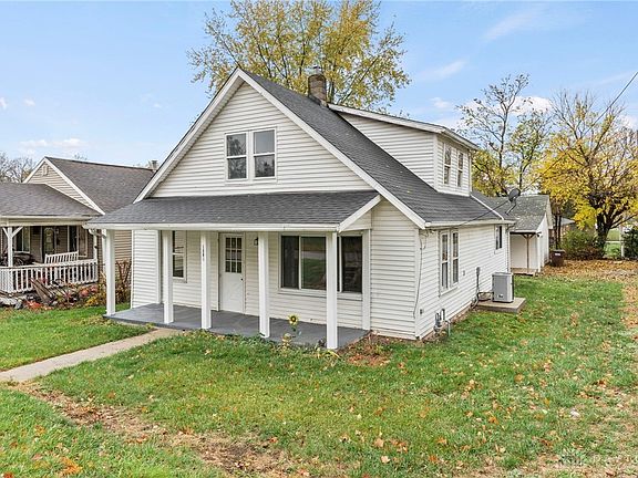 3rd image of 1801 Stewart Blvd