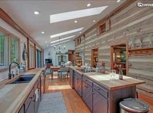 8295 Ison Rd, Sandy Springs, GA 30350