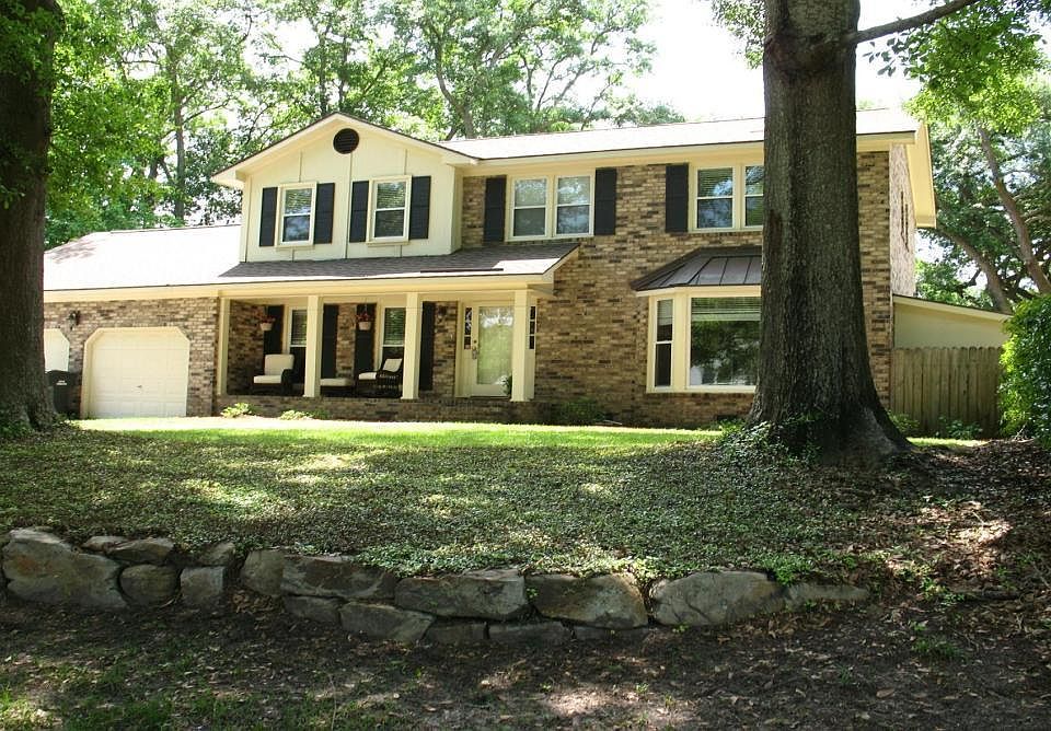 2nd image of 1381 Parkshore Dr