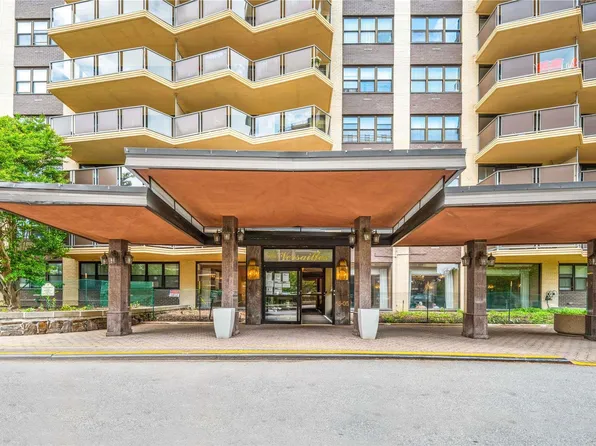 18-05 215th Street #2K, Bayside, NY 11360