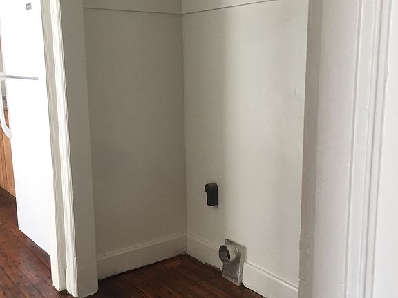 4th image of 455 Park St #1