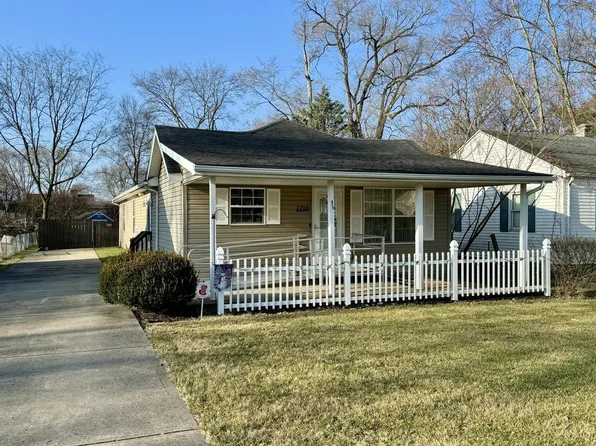 2210 Whittier St, Middletown, OH 45042