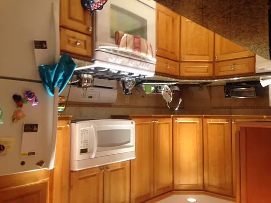 Sold by REMAX Elite | media 21