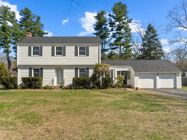 4 Browns Crossing Road, Ledyard, CT 06335