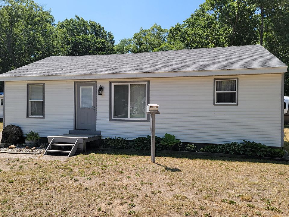 1st image of 2505 James Ave