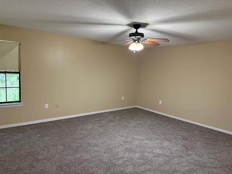517 Hartley Rd — Photo 16