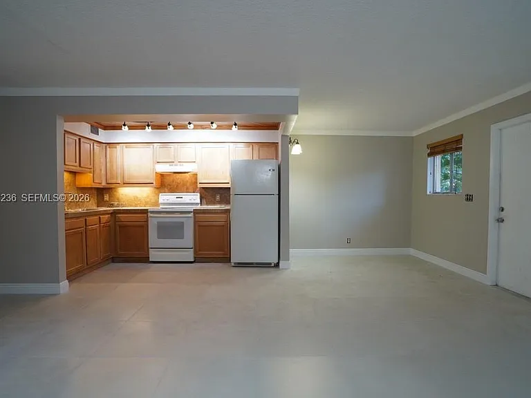 1815 Fairview Villas Dr #1 — Photo 5