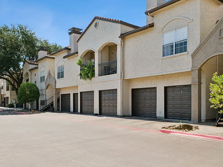 La Costa — Photo 13