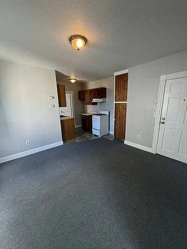 598 Brock Ave #3RS Photo 1
