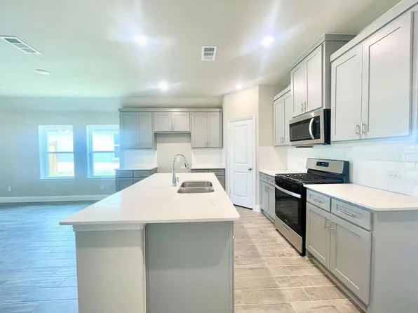 809 Tartane Dr, Anna, TX 75409