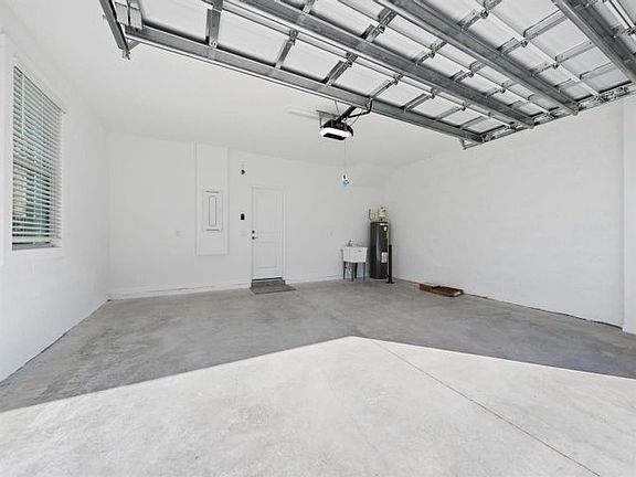 3rd image of 16377 Biltmore Lndg