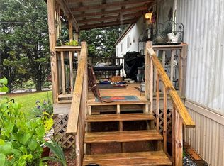 2966 Lothridge Rd, Cleveland, GA 30528