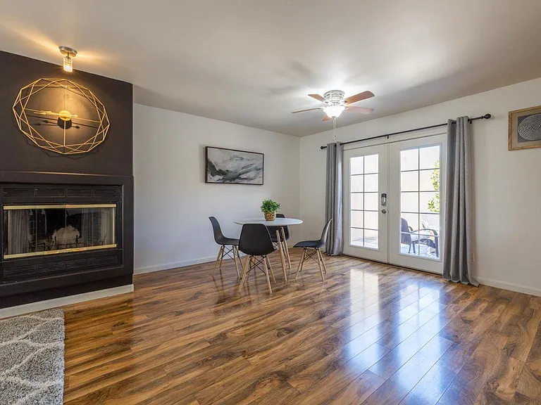 8315 E Orange Blossom Ln — Photo 4