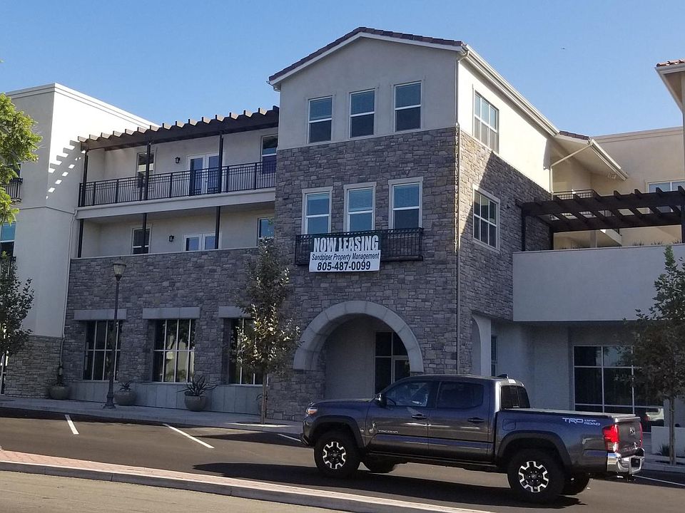 1st image of 2024 Ventura Blvd APT 255